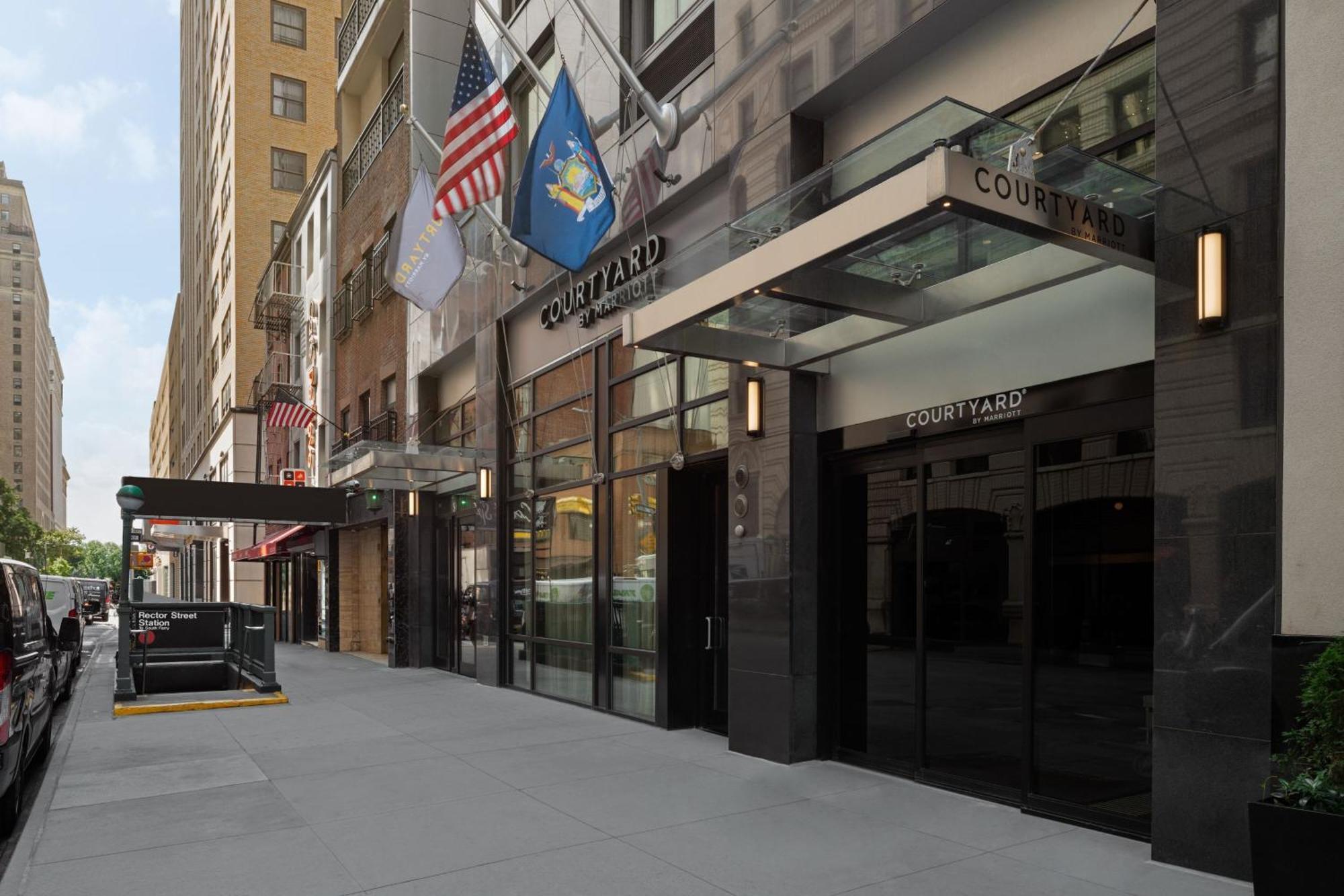 Courtyard By Marriott New York World Trade Center Area Hotel Екстериор снимка