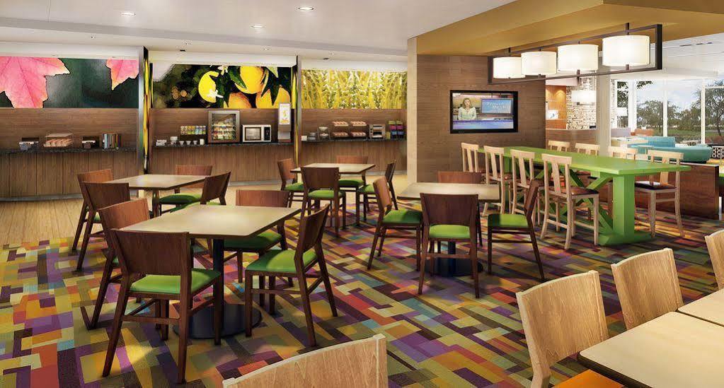 Courtyard By Marriott New York World Trade Center Area Hotel Екстериор снимка